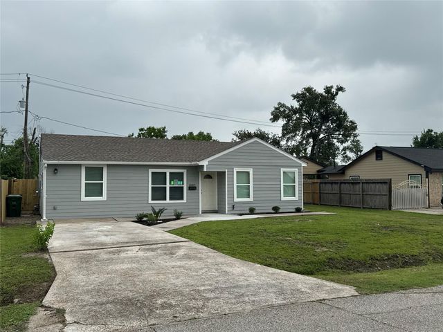 13307 Joliet Street, Houston, TX 77015