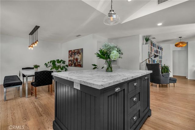 5644 Tobias Avenue, Sherman Oaks, CA 91411