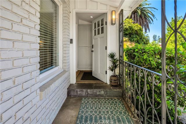 5644 Tobias Avenue, Sherman Oaks, CA 91411