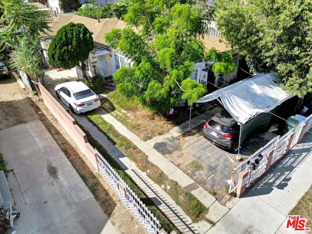 8611 Elm Street, Los Angeles, CA 90002 — exterior
