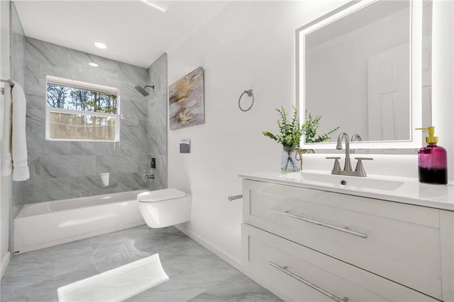 2645 Brandon Road, College Park, GA 30337