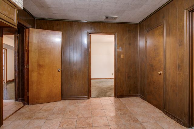 614 Marshalldell Avenue, Dallas, TX 75211