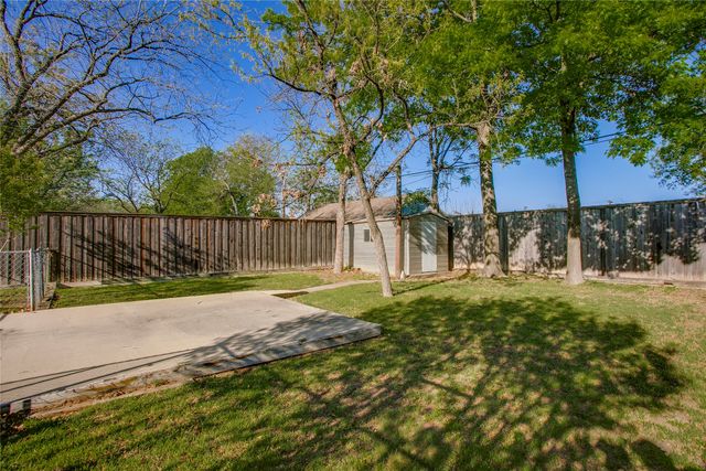 614 Marshalldell Avenue, Dallas, TX 75211