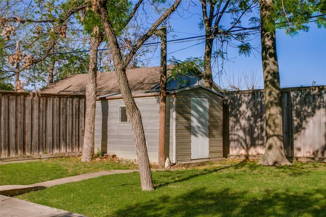 614 Marshalldell Avenue, Dallas, TX 75211