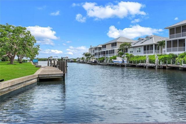 691 Palm DR, Goodland, FL 34140