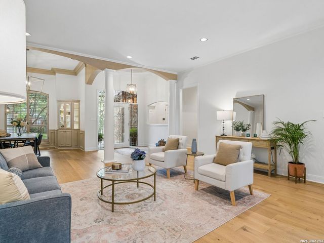2210 Fawnfield Ln, San Antonio, TX 78248