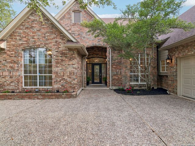 2210 Fawnfield Ln, San Antonio, TX 78248
