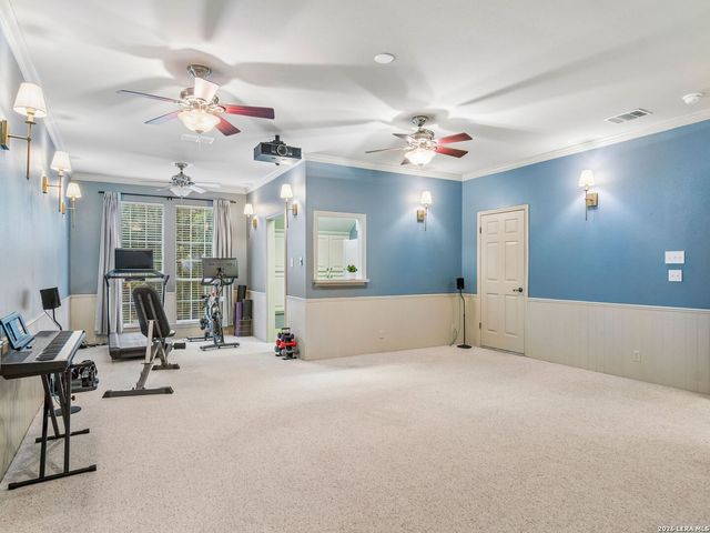 2210 Fawnfield Ln, San Antonio, TX 78248