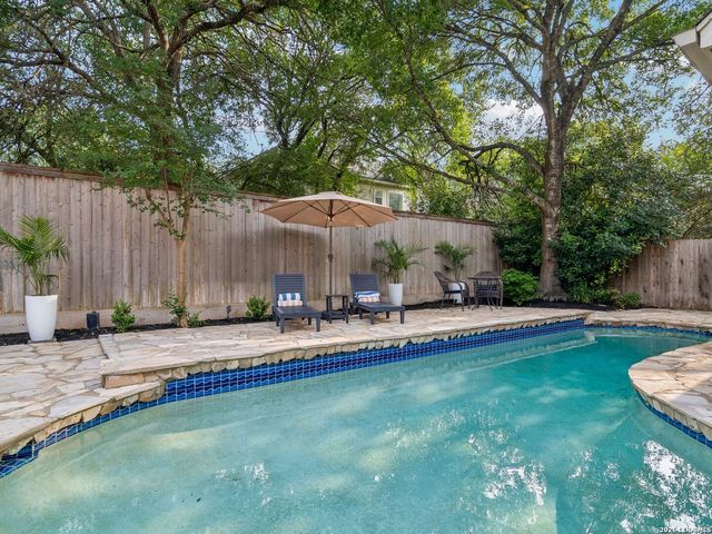 2210 Fawnfield Ln, San Antonio, TX 78248