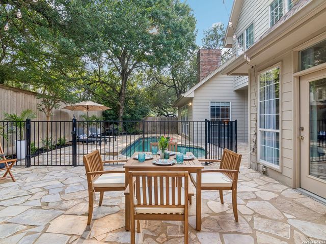 2210 Fawnfield Ln, San Antonio, TX 78248