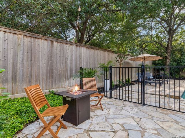 2210 Fawnfield Ln, San Antonio, TX 78248