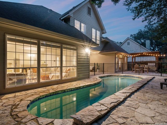 2210 Fawnfield Ln, San Antonio, TX 78248