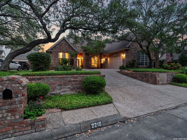 2210 Fawnfield Ln, San Antonio, TX 78248