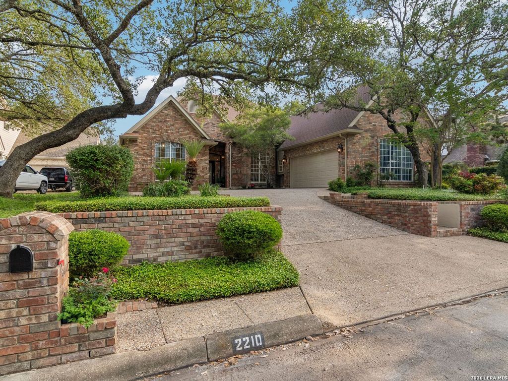 2210 Fawnfield Ln, San Antonio, TX 78248