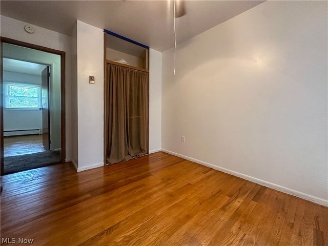 865 Landsdowne Avenue NW, Warren, OH 44485