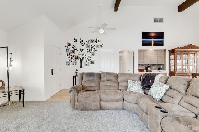 377 Duperu Dr, Crockett, CA 94525