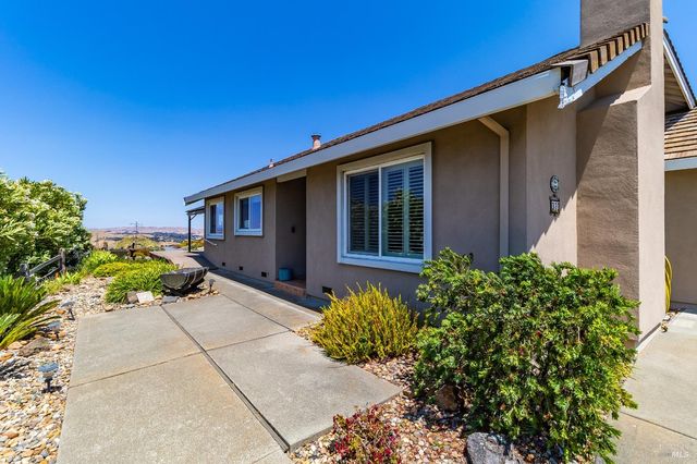 377 Duperu Dr, Crockett, CA 94525