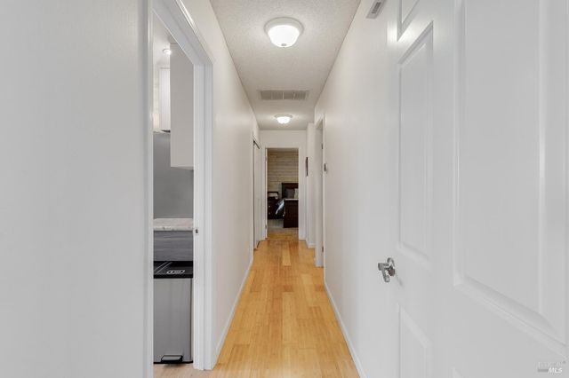 377 Duperu Dr, Crockett, CA 94525