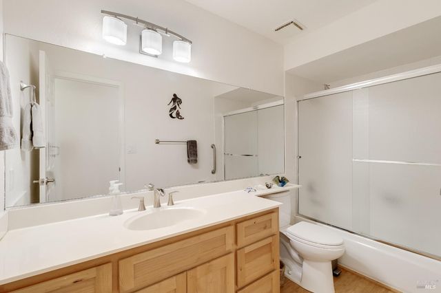 377 Duperu Dr, Crockett, CA 94525