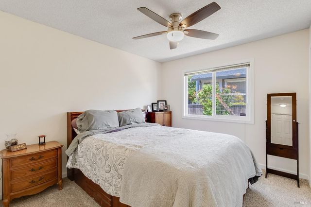 377 Duperu Dr, Crockett, CA 94525