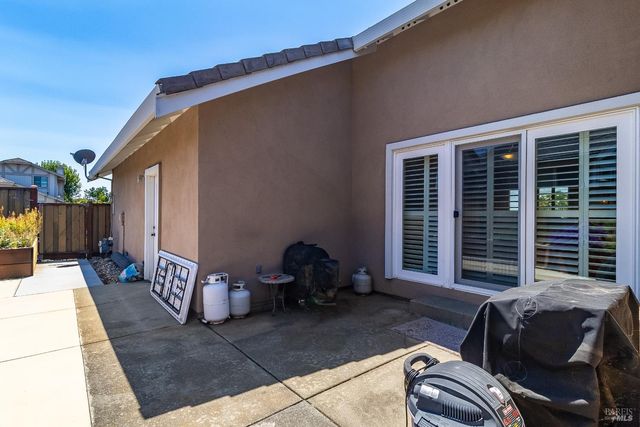 377 Duperu Dr, Crockett, CA 94525