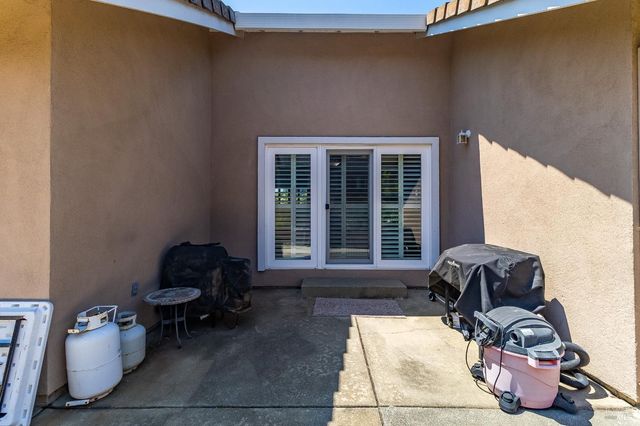 377 Duperu Dr, Crockett, CA 94525