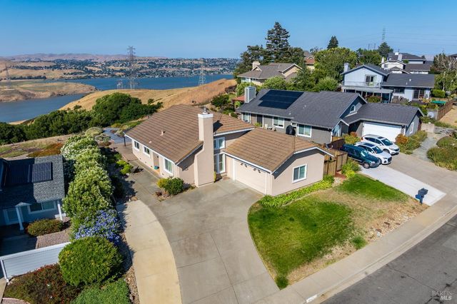 377 Duperu Dr, Crockett, CA 94525