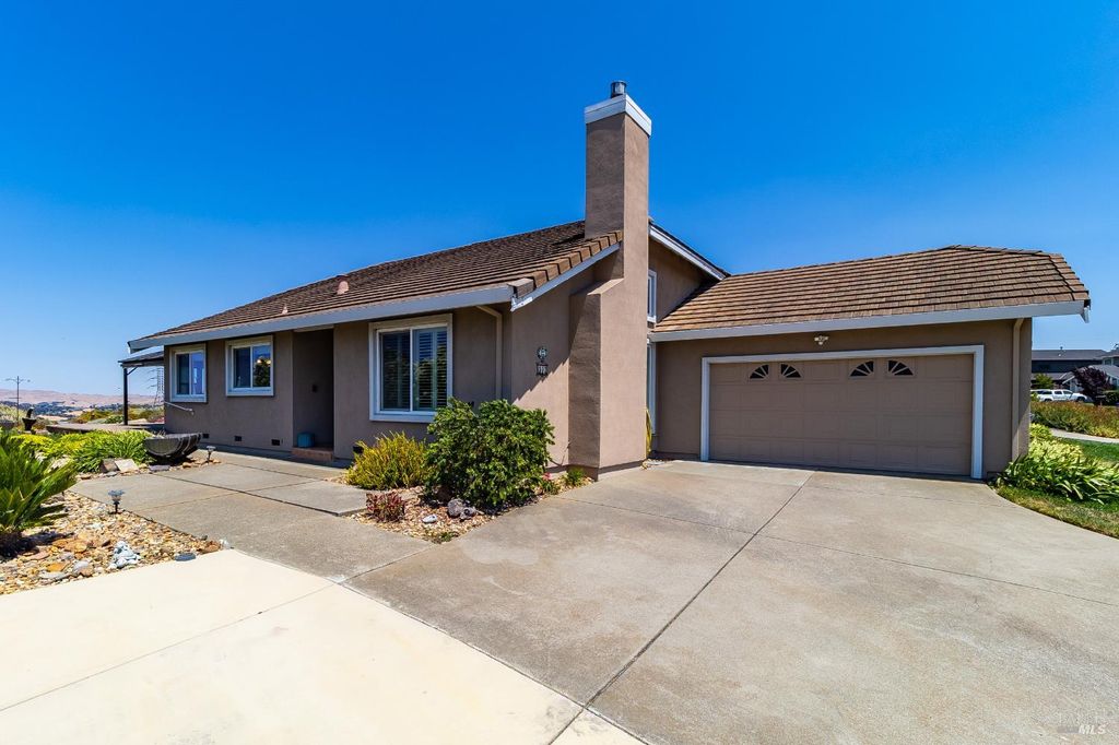 377 Duperu Dr, Crockett, CA 94525