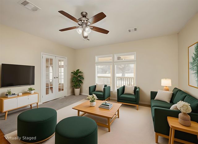 1110 Oakwood LOOP, Wimberley, TX 78676