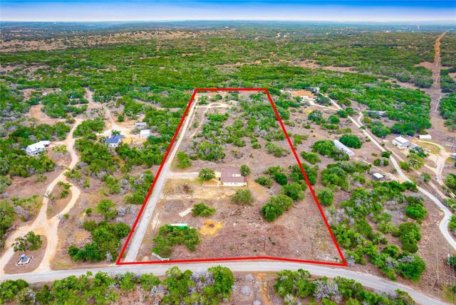 1110 Oakwood LOOP, Wimberley, TX 78676