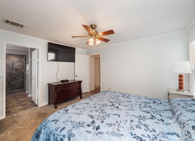 1110 Oakwood LOOP, Wimberley, TX 78676