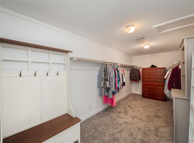 1110 Oakwood LOOP, Wimberley, TX 78676