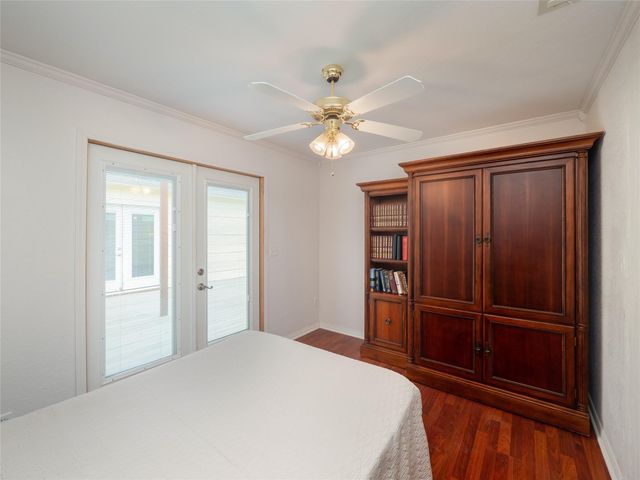 1110 Oakwood LOOP, Wimberley, TX 78676