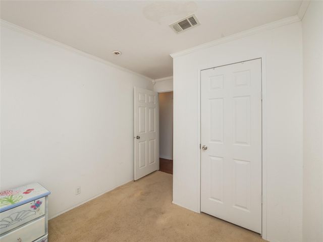 1110 Oakwood LOOP, Wimberley, TX 78676