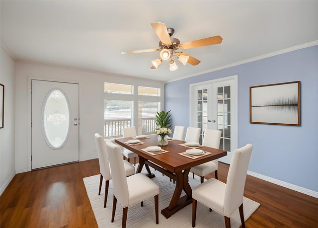 1110 Oakwood LOOP, Wimberley, TX 78676