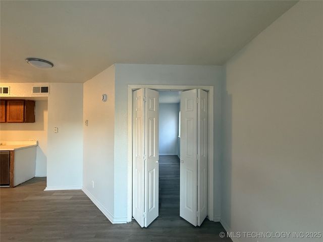 6639 S Victor Avenue G101, Tulsa, OK 74136