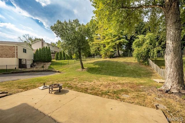 1019 Parkwatch Drive, Ballwin, MO 63011