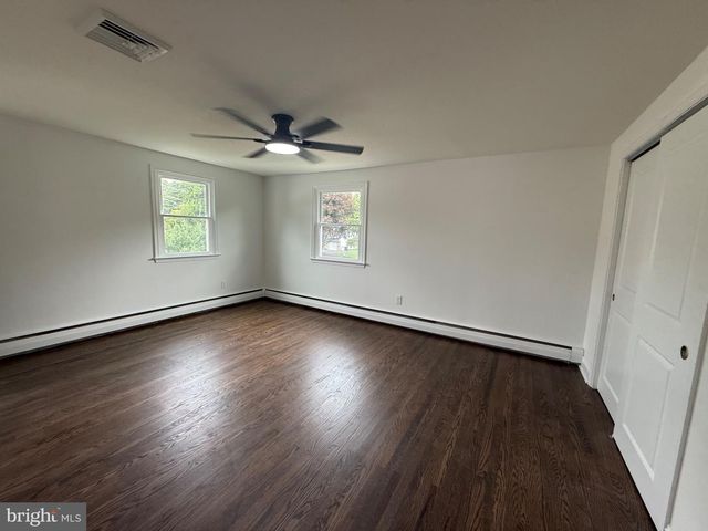 698 BEVERLY RD, Southampton, PA 18966