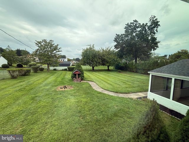698 BEVERLY RD, Southampton, PA 18966