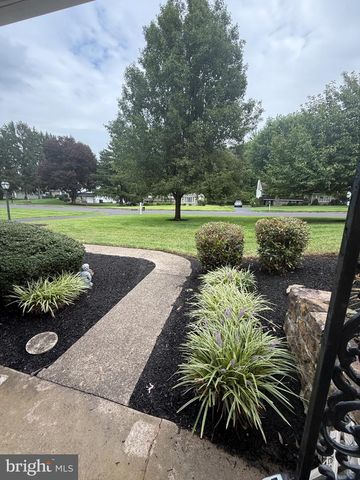 698 BEVERLY RD, Southampton, PA 18966