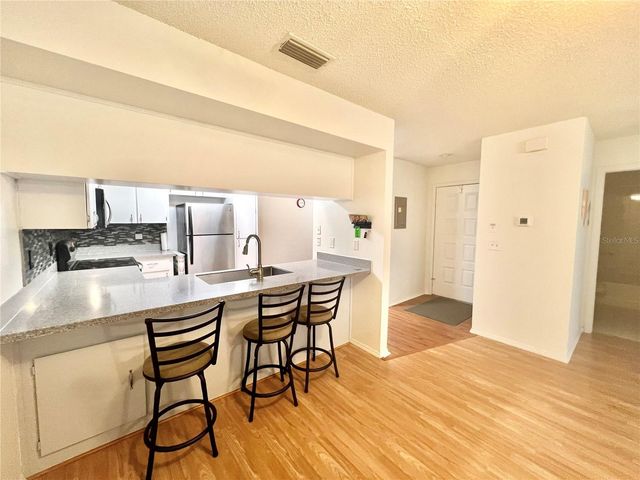 12041 HOOSIER COURT 204, Hudson, FL 34667