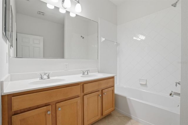 15692 LEMON FISH DRIVE, Lakewood Ranch, FL 34202