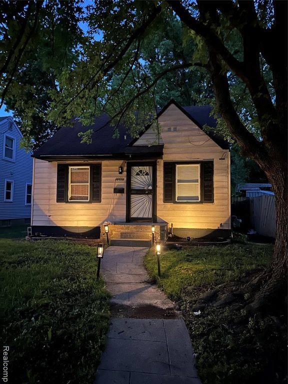 18970 Annchester Road, Detroit, MI 48219