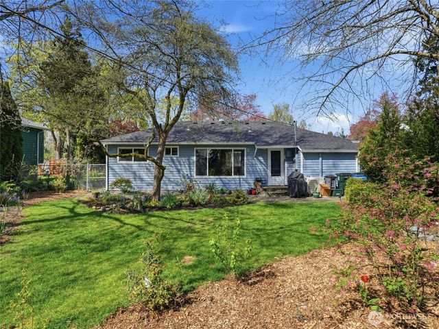 8917 Mt Baker Avenue, Vancouver, WA 98661