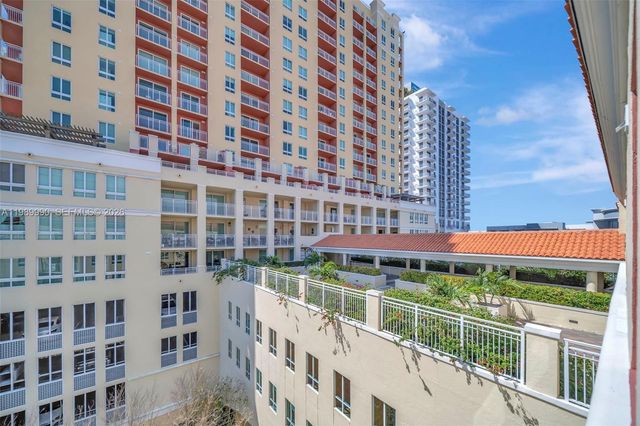 7355 SW 89th St 728N, Miami, FL 33156