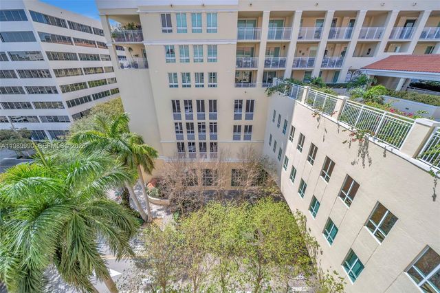 7355 SW 89th St 728N, Miami, FL 33156