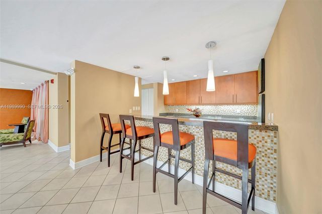 7355 SW 89th St 728N, Miami, FL 33156