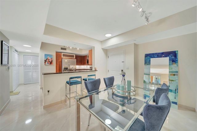 7355 SW 89th St 728N, Miami, FL 33156