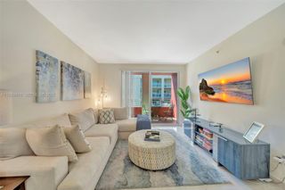 7355 SW 89th St 728N, Miami, FL 33156