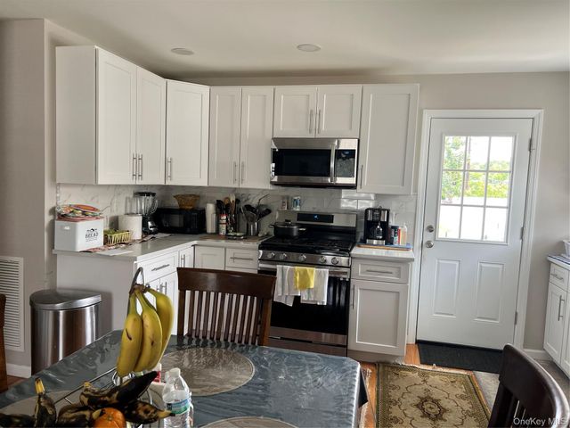 445 Albany Avenue, Amityville, NY 11701